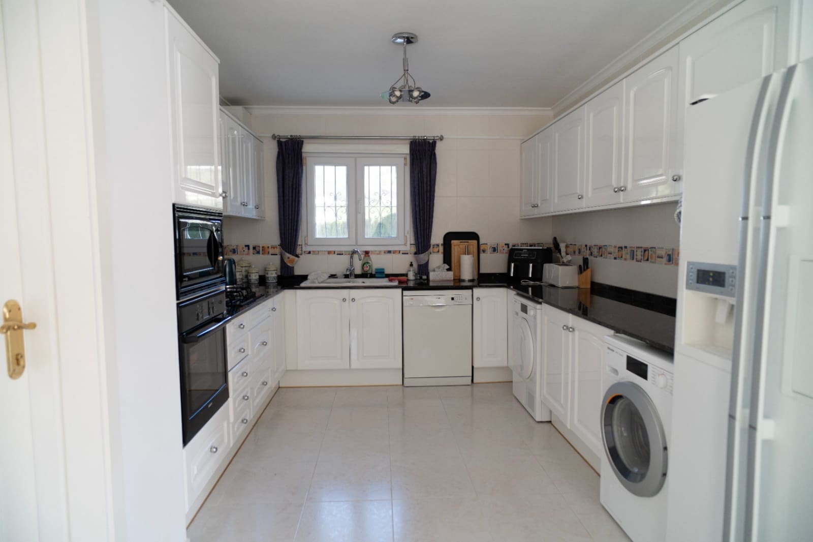 4 soverom Villa til salgs i Moraira med svømmebasseng garasje - € 950 000 (Ref: 9803780)