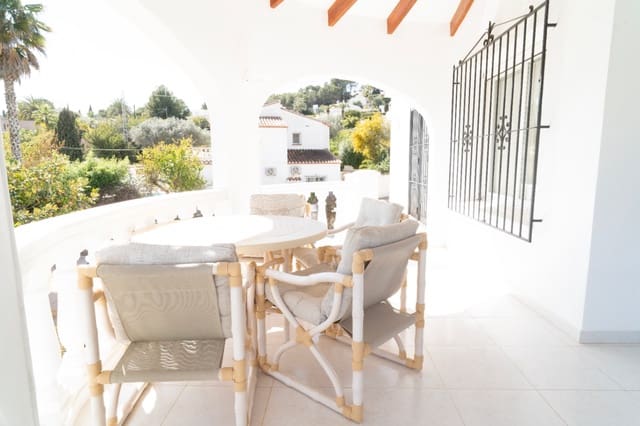 4 soverom Villa til salgs i El Portet - Pla de Mar, Teulada-Moraira med svømmebasseng garasje - € 950 000 (Ref: 9803780)