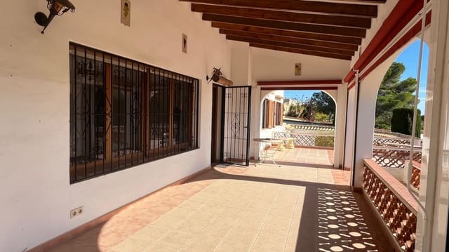 3 sovrum Villa till salu i Benissa med garage - 699 000 € (Ref: 9895217)