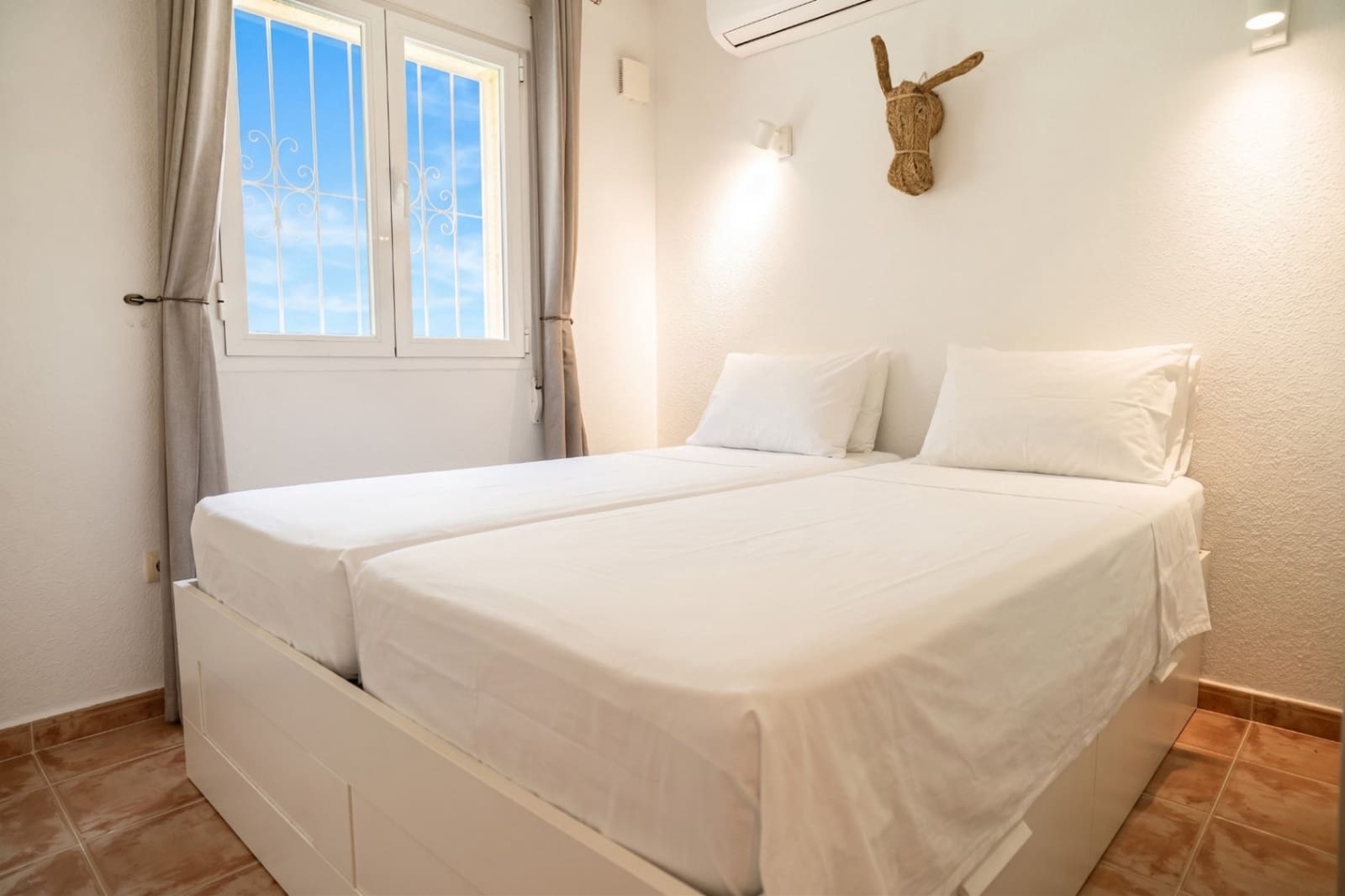 Huoneisto myytävänä paikassa Cumbre del Sol mukana uima-altaan - 235 000 € (Ref: 9909869)