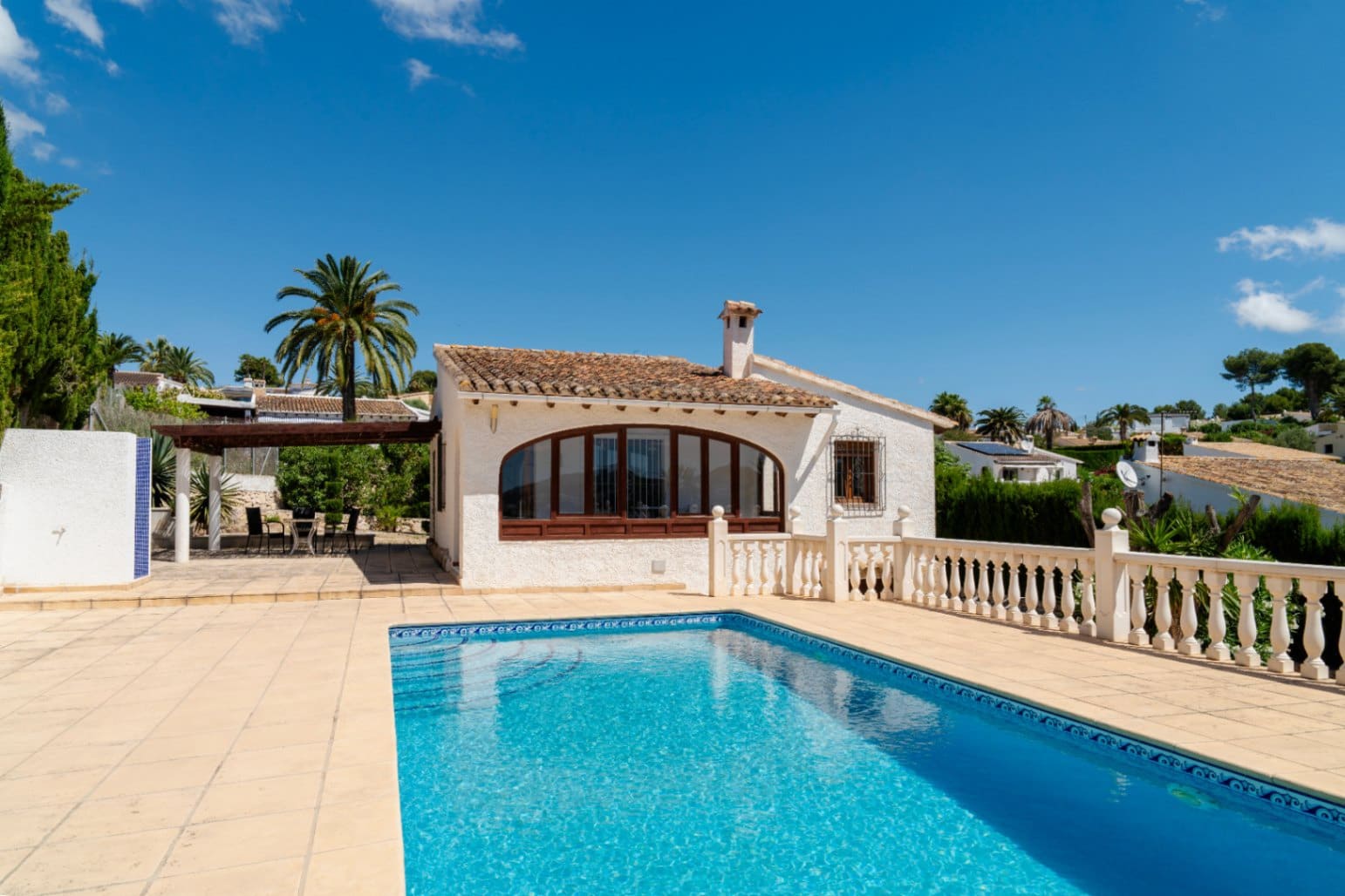 Chalet de 2 habitaciones en Moraira en venta con piscina garaje - 440.000 € (Ref: 9941026)