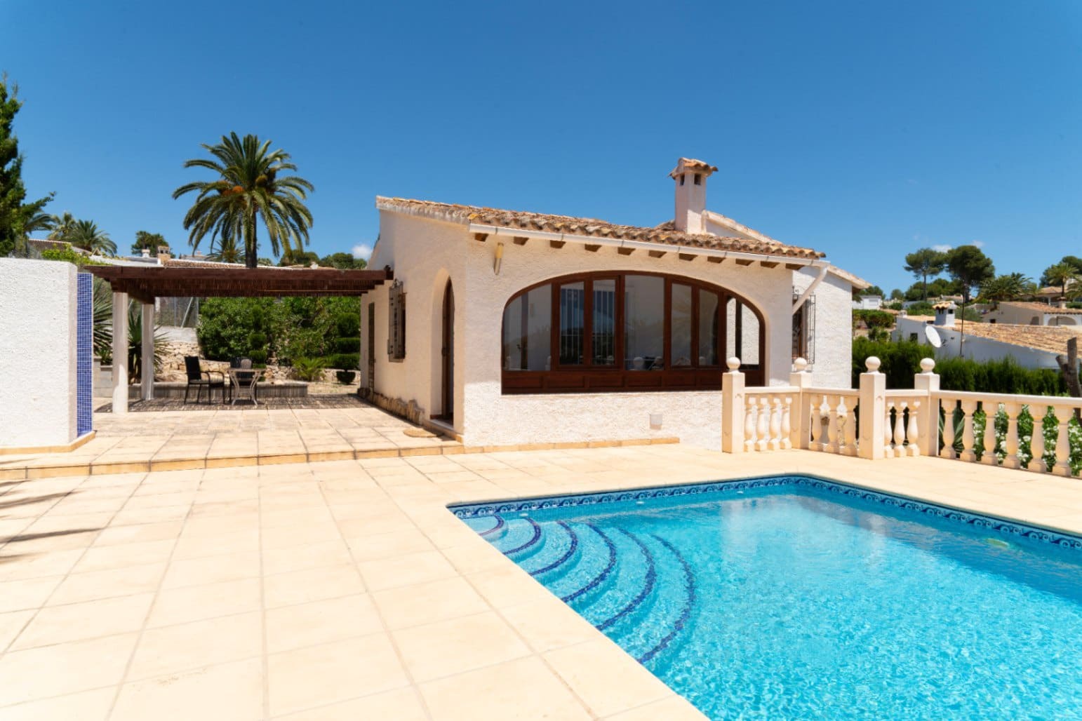 Chalet de 2 habitaciones en Moraira en venta con piscina garaje - 440.000 € (Ref: 9941026)