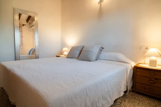 2 soveværelse Villa til salg i Moraira, Teulada-Moraira med swimmingpool garage - € 440.000 (Ref: 9941026)