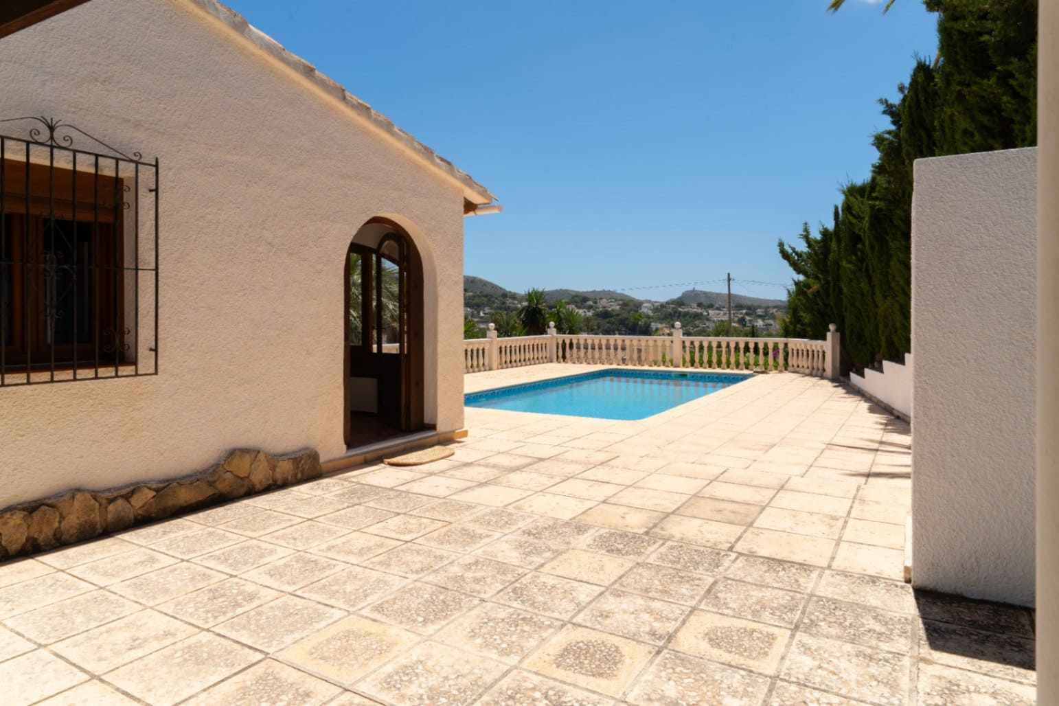 Chalet de 2 habitaciones en Moraira en venta con piscina garaje - 440.000 € (Ref: 9941026)