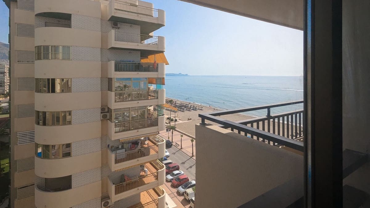 2 bedroom Apartment for sale in Fuengirola - € 550,000 (Ref: 9434592)