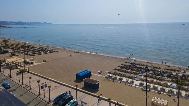 2 bedroom Apartment for sale in Fuengirola - € 550,000 (Ref: 9434592)
