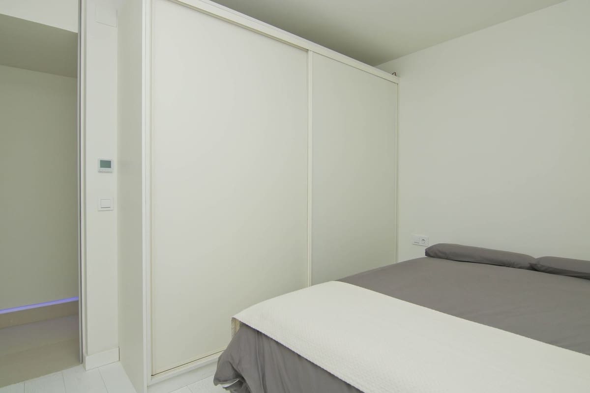 3 bedroom Apartment for sale in Fuengirola - € 1,500,000 (Ref: 9434593)