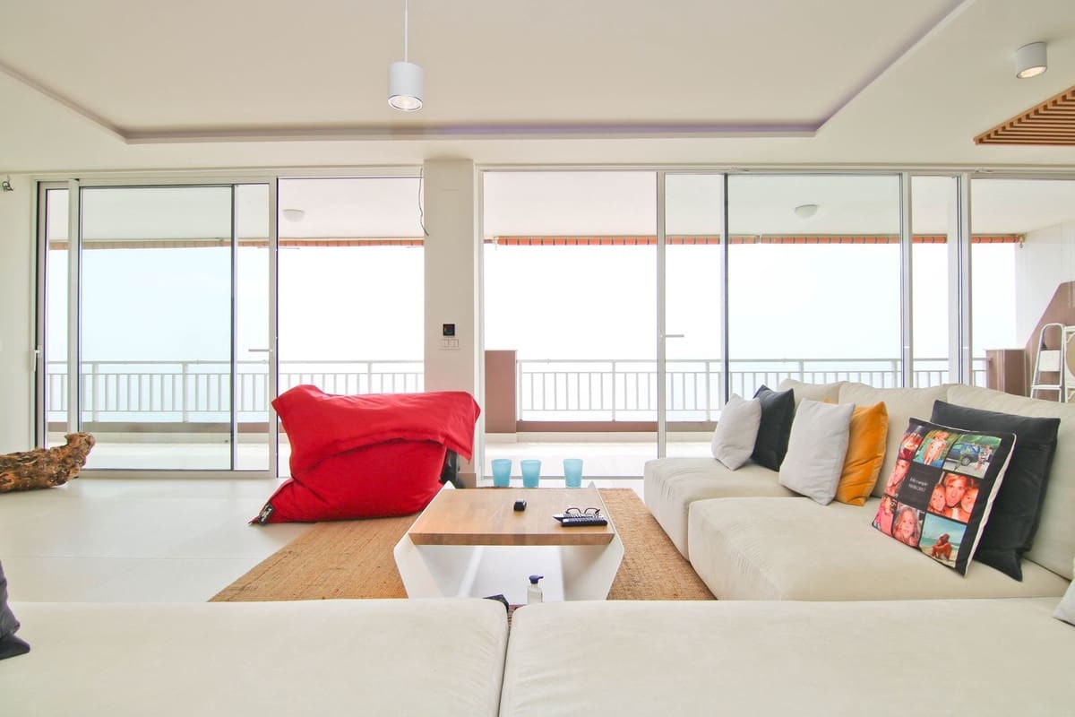 3 bedroom Apartment for sale in Fuengirola - € 1,500,000 (Ref: 9434593)