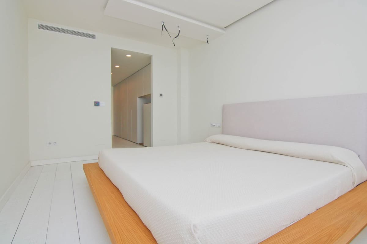 3 bedroom Apartment for sale in Fuengirola - € 1,500,000 (Ref: 9434593)