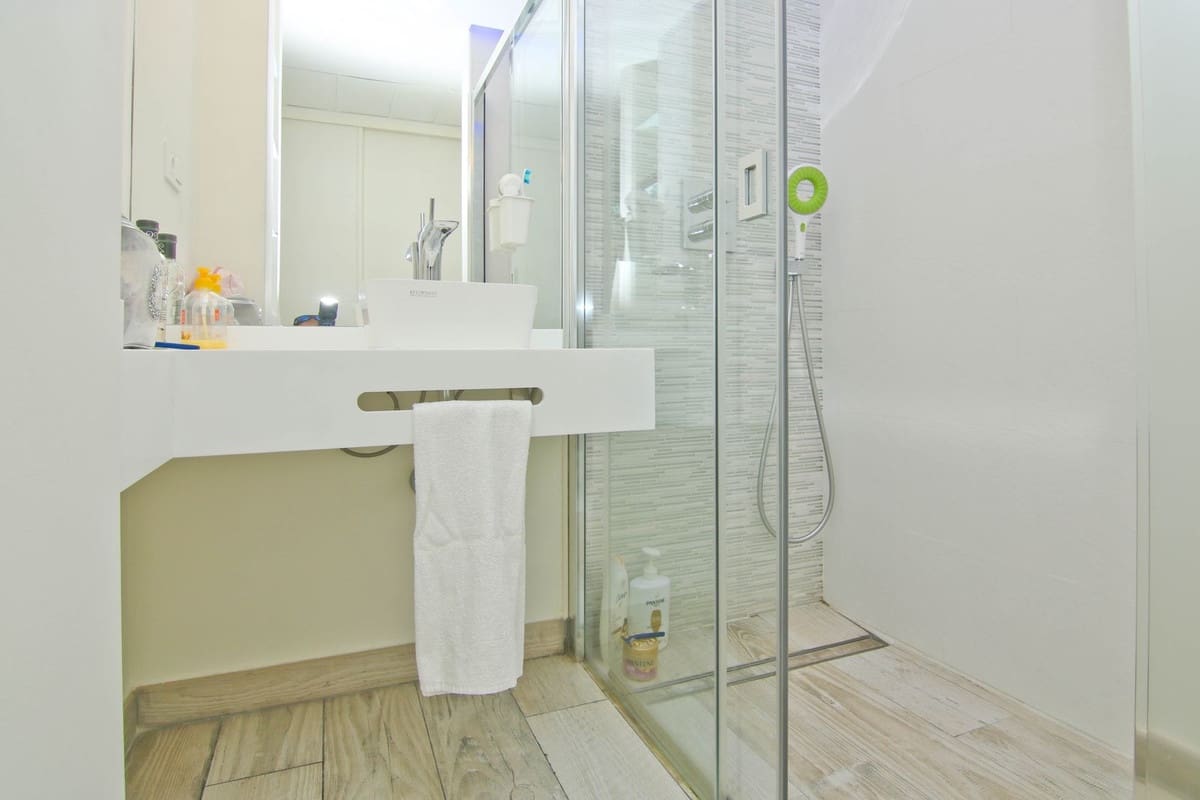 3 bedroom Apartment for sale in Fuengirola - € 1,500,000 (Ref: 9434593)