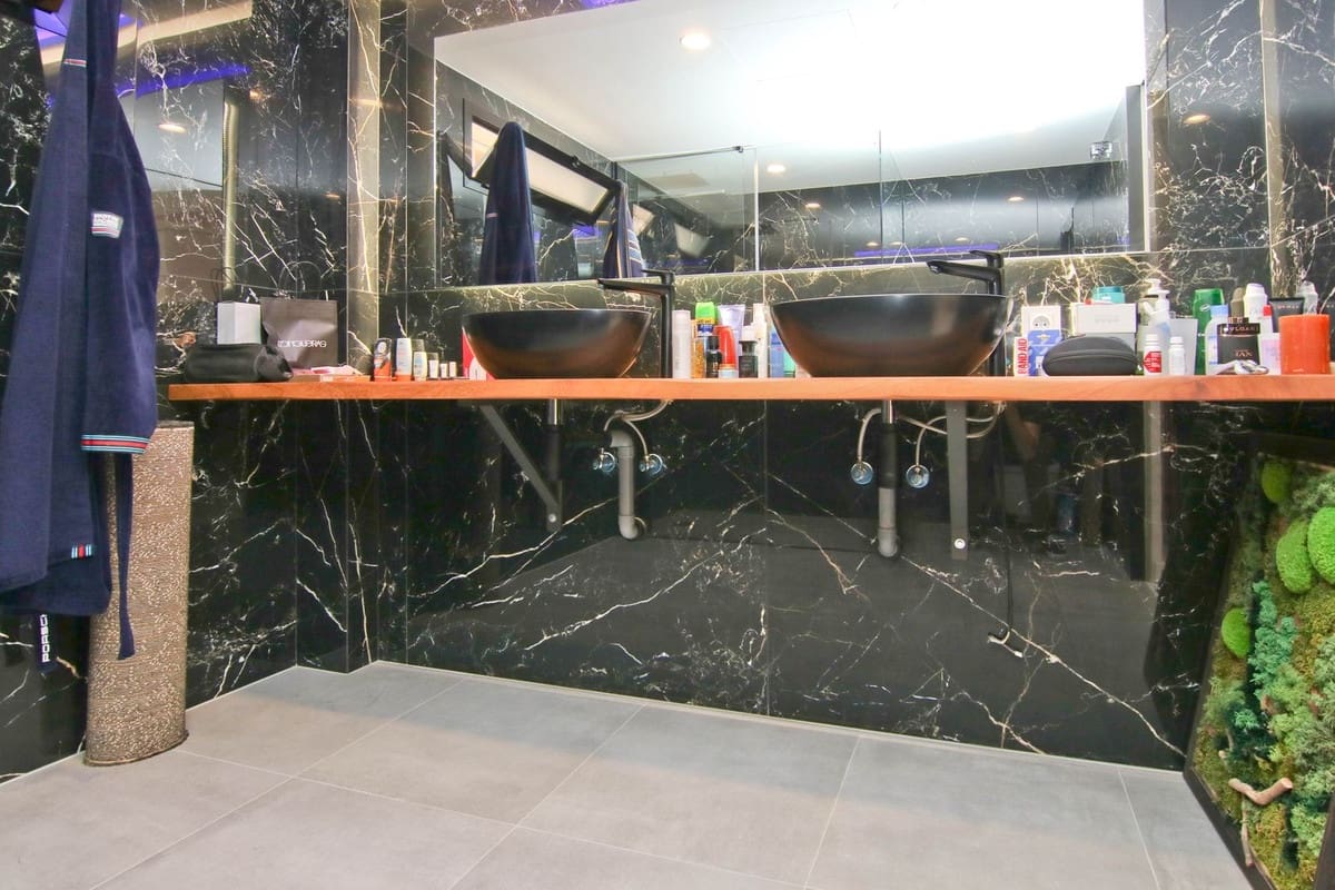 3 bedroom Apartment for sale in Fuengirola - € 1,500,000 (Ref: 9434593)