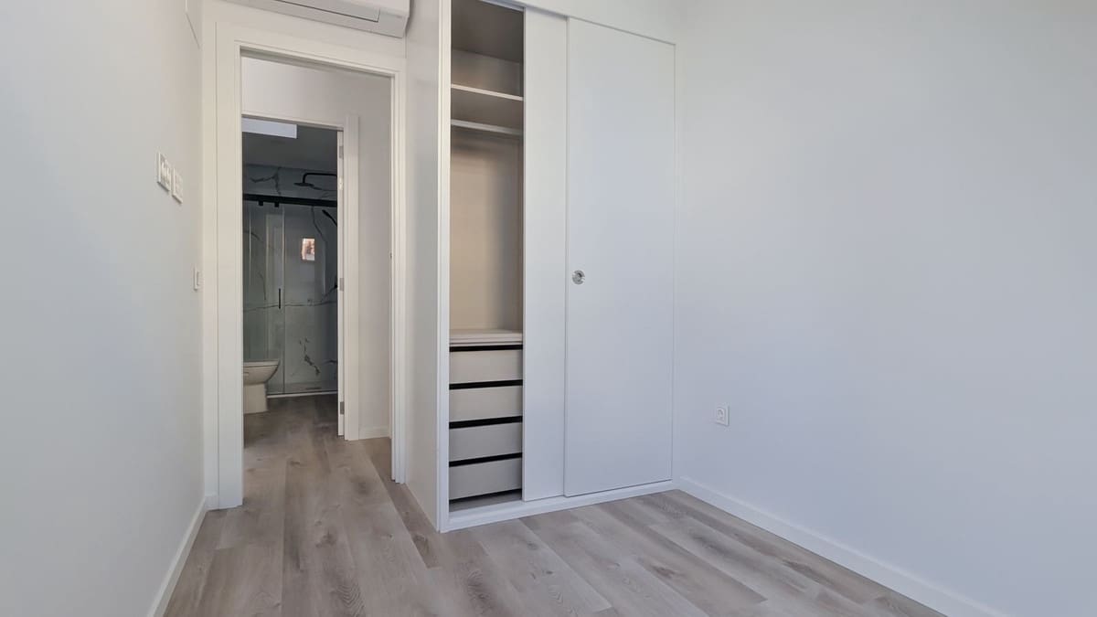 2 bedroom Penthouse for sale in Fuengirola - € 369,000 (Ref: 9434594)