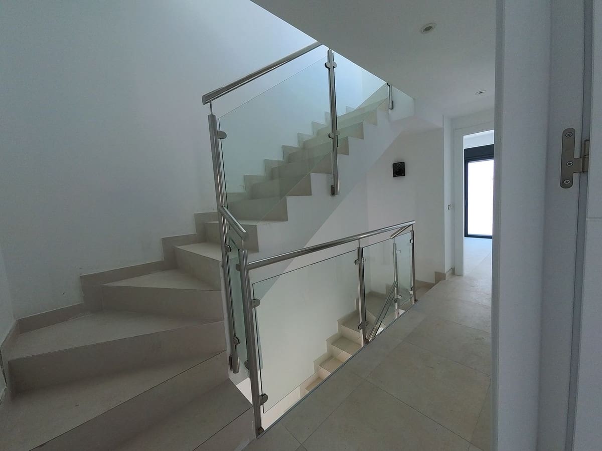 3 bedroom Townhouse for sale in Las Lagunas de Mijas with garage - € 445,000 (Ref: 9434598)