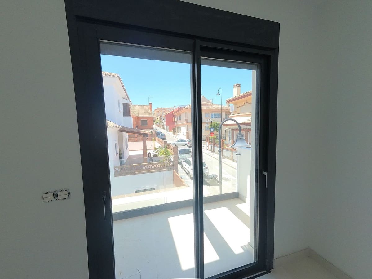 3 bedroom Townhouse for sale in Las Lagunas de Mijas with garage - € 445,000 (Ref: 9434598)