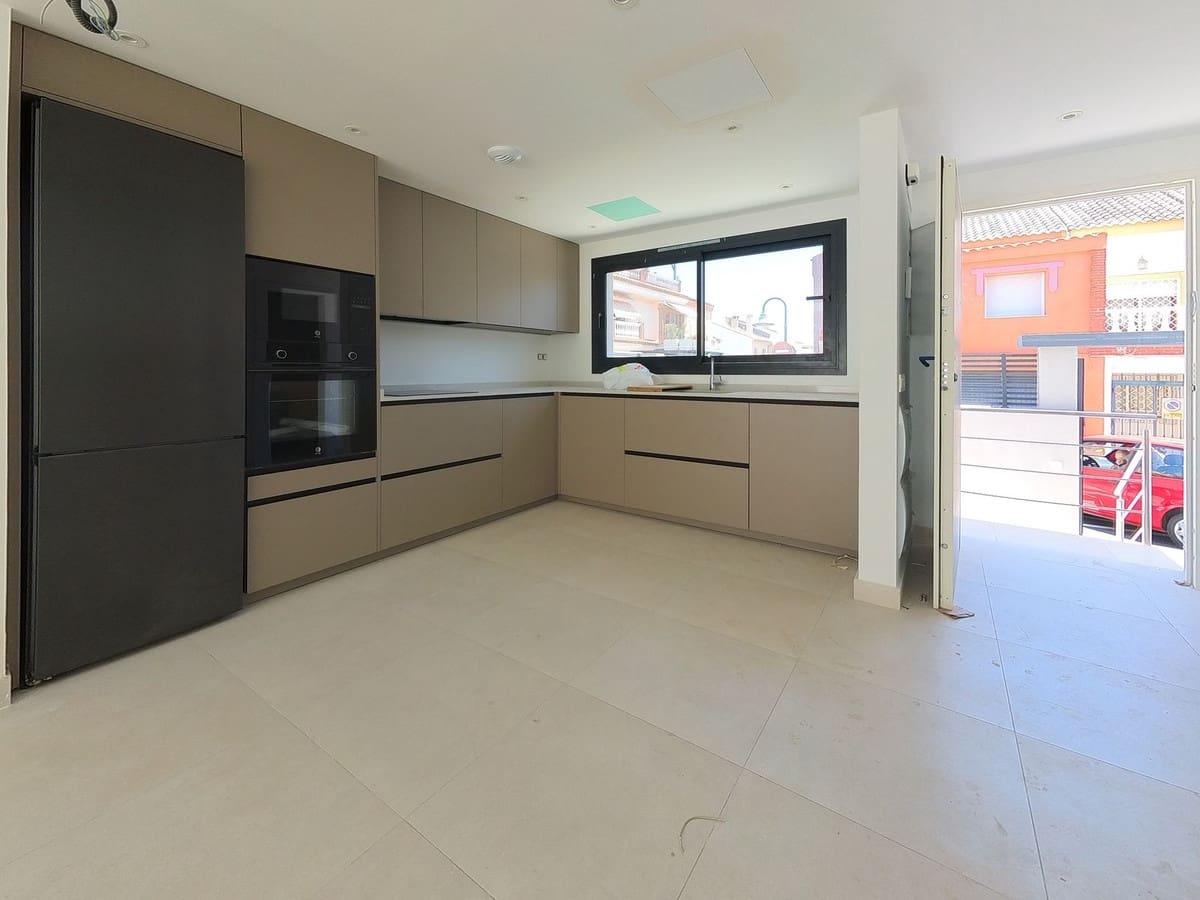 3 bedroom Townhouse for sale in Las Lagunas de Mijas with garage - € 445,000 (Ref: 9434598)