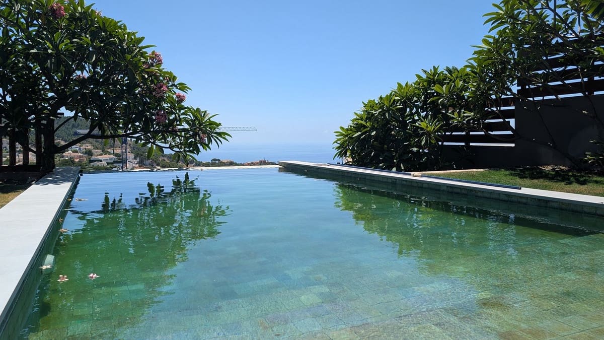 5 bedroom Villa for sale in Benalmadena - € 1,600,000 (Ref: 9434607)