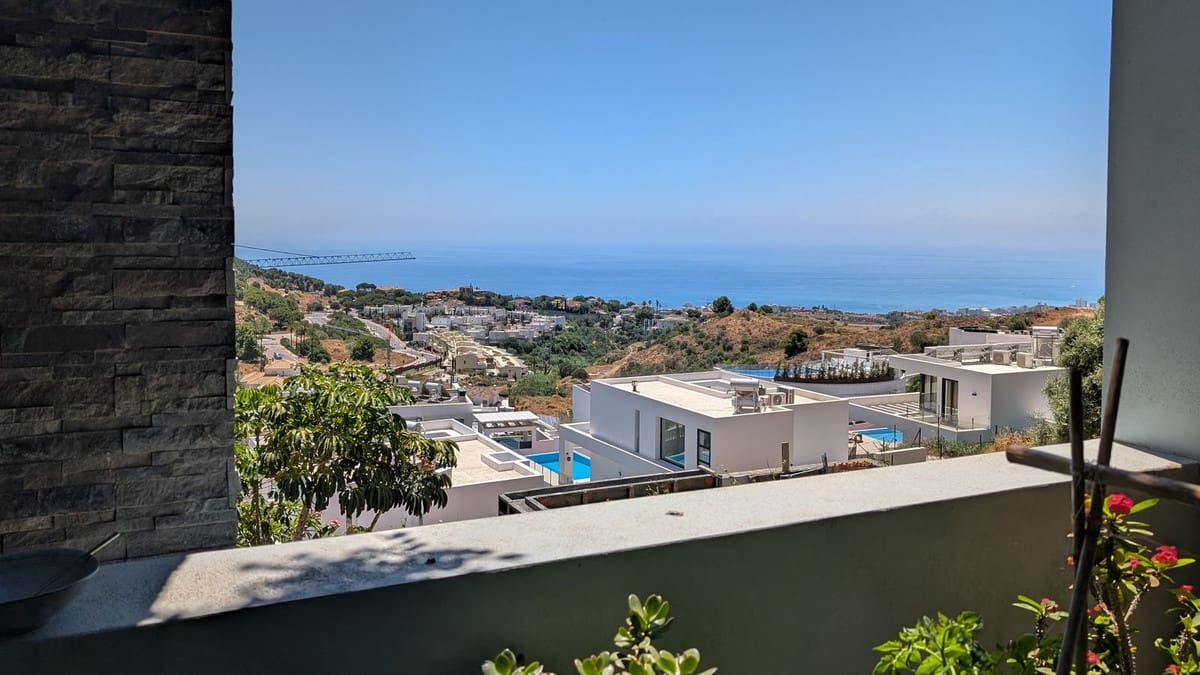 5 bedroom Villa for sale in Benalmadena - € 1,600,000 (Ref: 9434607)