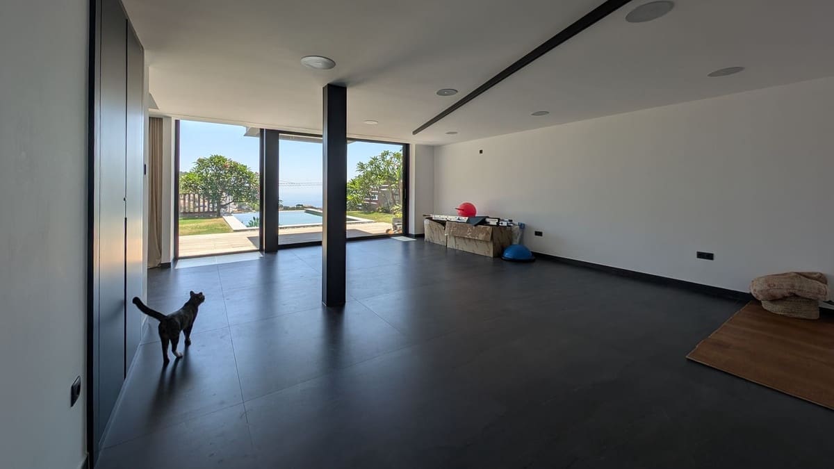 5 bedroom Villa for sale in Benalmadena - € 1,600,000 (Ref: 9434607)