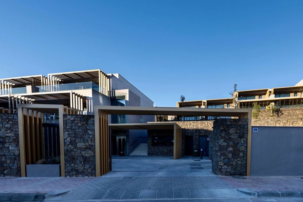 3 quarto Casa em Banda para venda em La Cala de Mijas com piscina garagem - 776 000 € (Ref: 9434610)