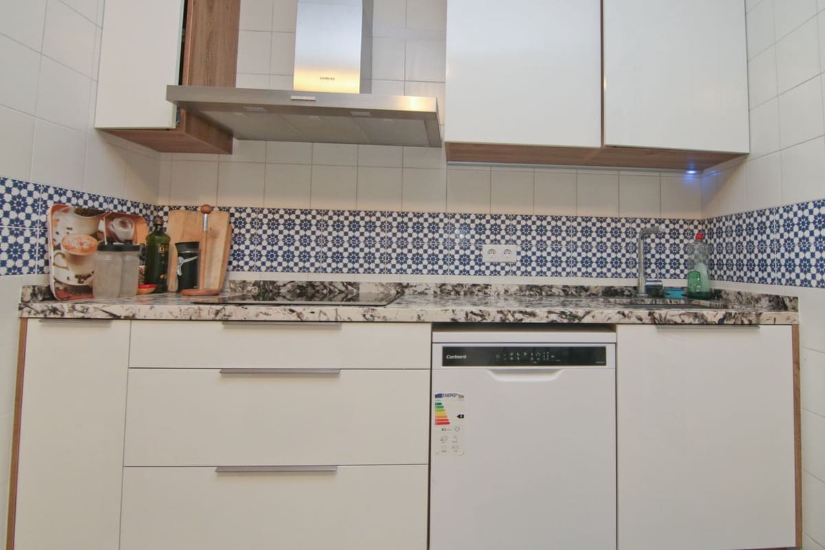 4 bedroom Townhouse for sale in Fuengirola with pool - € 675,000 (Ref: 9434614)