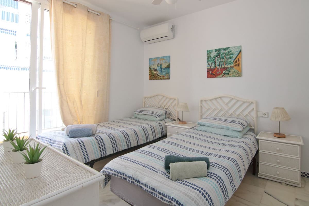 4 bedroom Townhouse for sale in Fuengirola with pool - € 675,000 (Ref: 9434614)