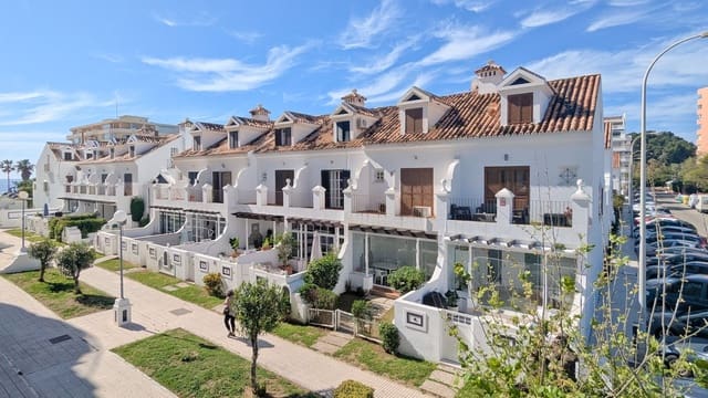4 bedroom Townhouse for sale in Fuengirola with pool - € 675,000 (Ref: 9434614)