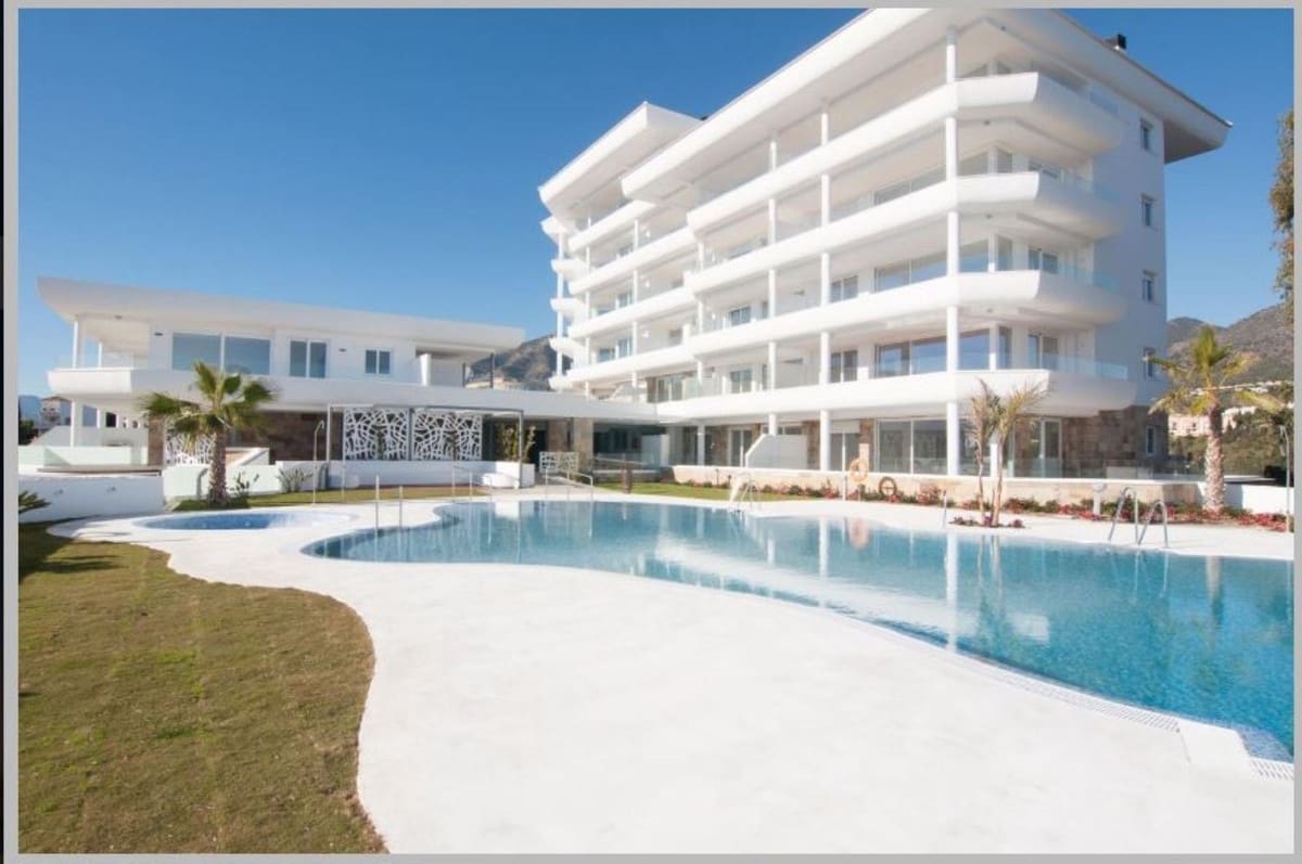 3 Zimmer Penthouse zu verkaufen in Fuengirola mit Pool Garage - 765.000 € (Ref: 9434626)