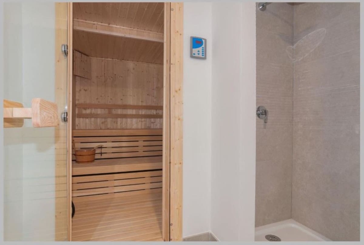 3 Zimmer Penthouse zu verkaufen in Fuengirola mit Pool Garage - 765.000 € (Ref: 9434626)