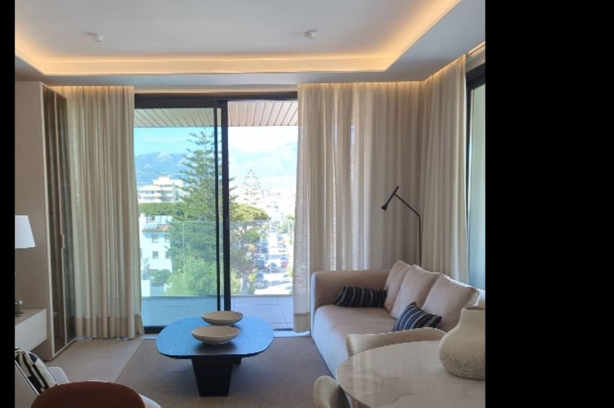 3 bedroom Apartment for sale in Fuengirola with pool garage - € 947,000 (Ref: 9434628)