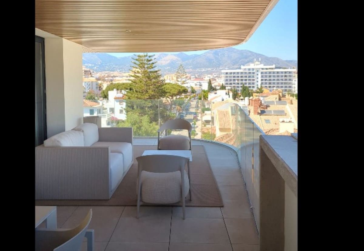 3 bedroom Apartment for sale in Fuengirola with pool garage - € 947,000 (Ref: 9434628)