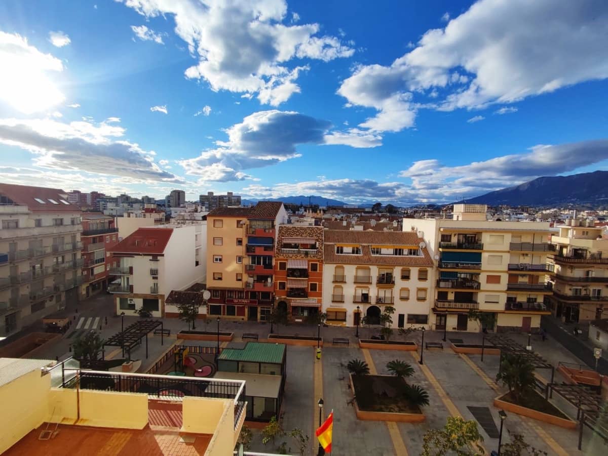 1 bedroom Apartment for sale in Fuengirola - € 265,000 (Ref: 9434629)