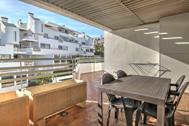 Apartamento de 2 habitaciones en Mijas Costa, Mijas en alquiler con piscina garaje - 1.700 € (Ref: 9434631)