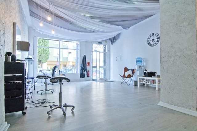 Local Commercial à vendre à Fuengirola - 135 000 € (Ref: 9434639)