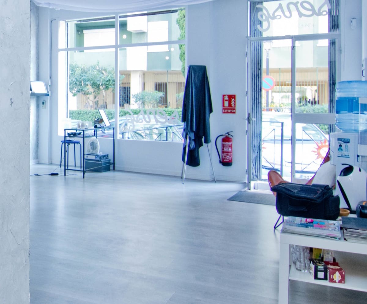 Commercial for sale in Fuengirola - € 135,000 (Ref: 9434639)