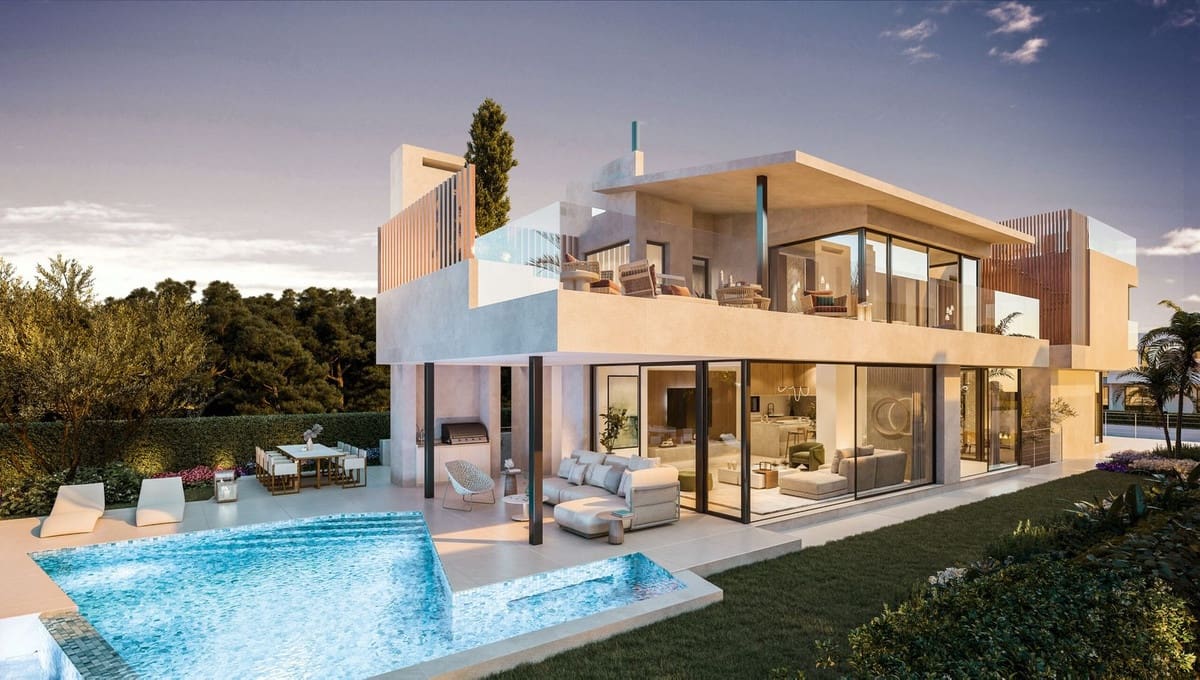 5 bedroom Villa for sale in Benalmadena - € 1,895,000 (Ref: 9434642)