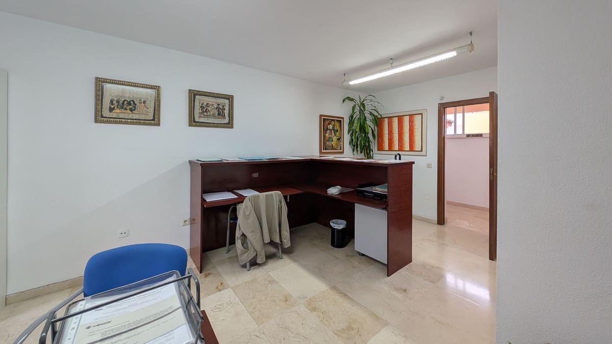 Oficina en Fuengirola en venta - 127.300 € (Ref: 9449559)