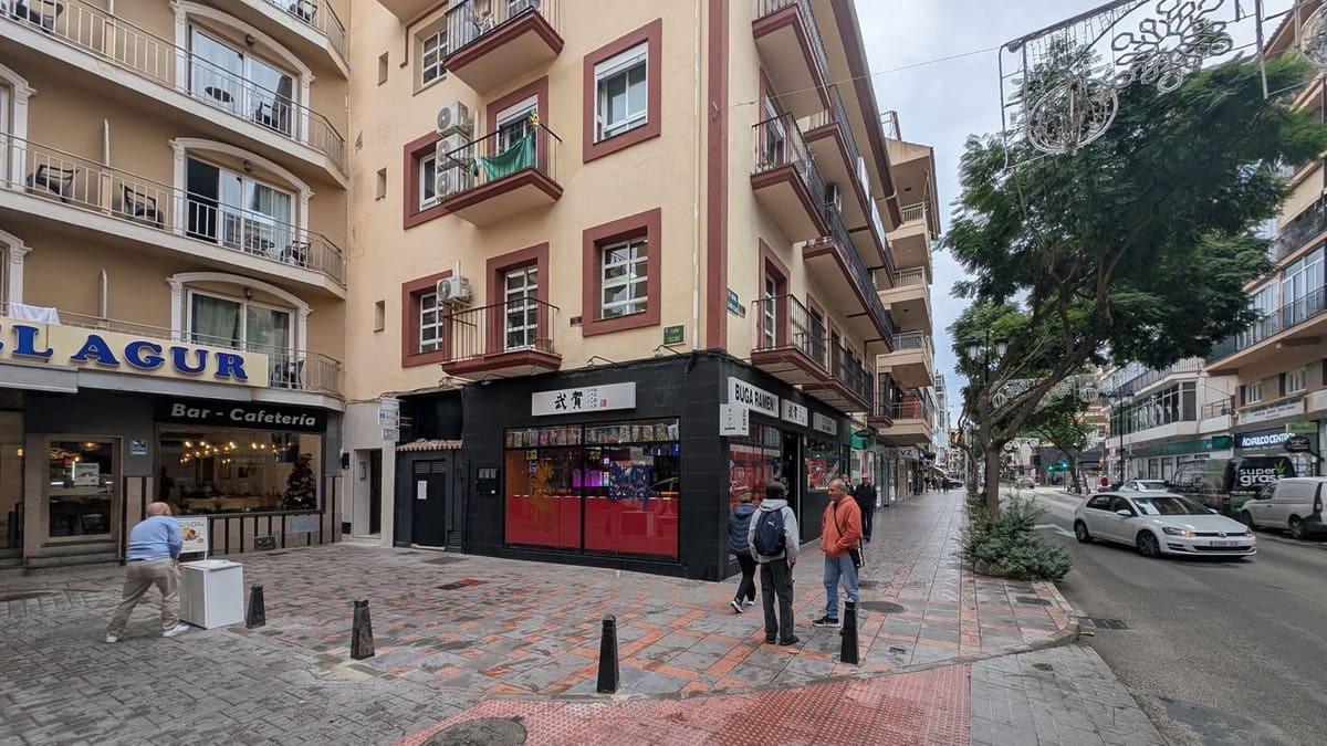 Oficina en Fuengirola en venta - 127.300 € (Ref: 9449559)