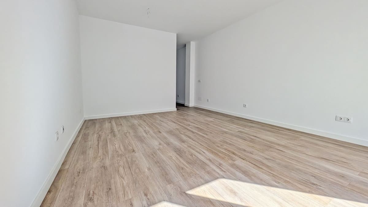 2 bedroom Apartment for sale in Las Lagunas de Mijas with garage - € 215,000 (Ref: 9462879)