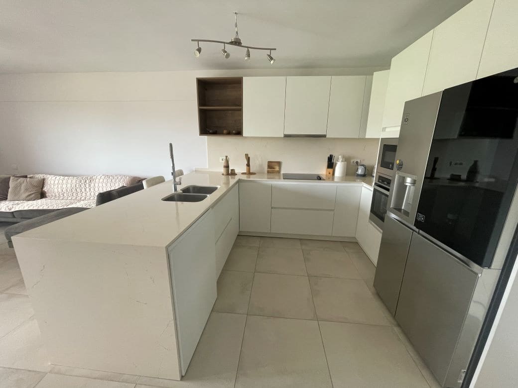 1 slaapkamer Appartement te koop in San Miguel de Abona met zwembad - € 249.500 (Ref: 10014622)
