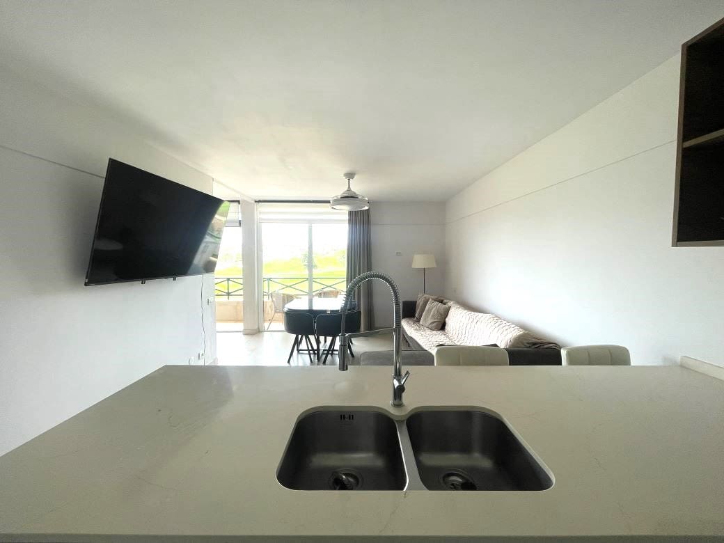 1 slaapkamer Appartement te koop in San Miguel de Abona met zwembad - € 249.500 (Ref: 10014622)
