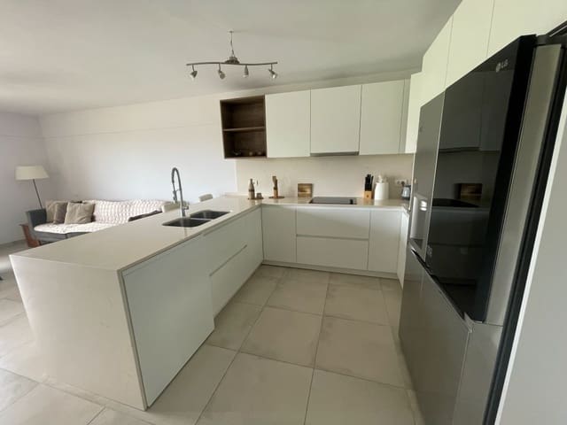 1 slaapkamer Appartement te koop in San Miguel de Abona met zwembad - € 249.500 (Ref: 10014622)