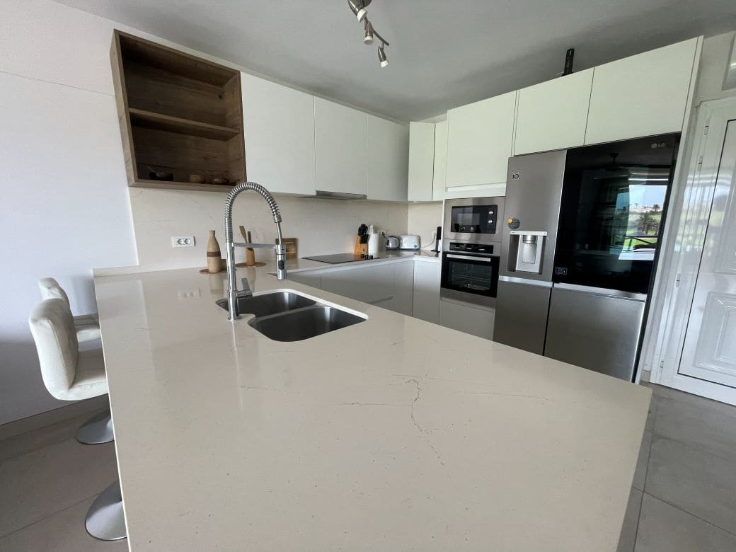 1 slaapkamer Appartement te koop in San Miguel de Abona met zwembad - € 249.500 (Ref: 10014622)