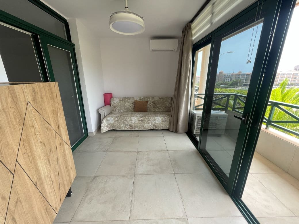 1 slaapkamer Appartement te koop in San Miguel de Abona met zwembad - € 249.500 (Ref: 10014622)