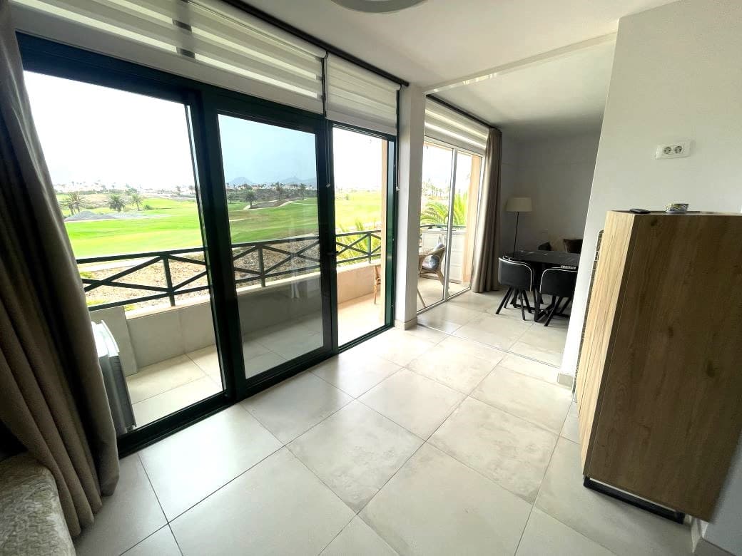 1 slaapkamer Appartement te koop in San Miguel de Abona met zwembad - € 249.500 (Ref: 10014622)