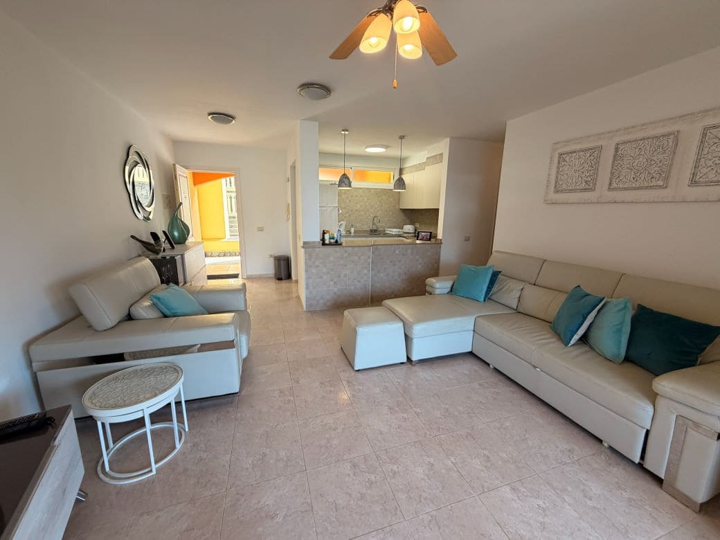 2 bedroom Apartment for sale in San Miguel de Abona with pool garage - € 350,000 (Ref: 10060567)