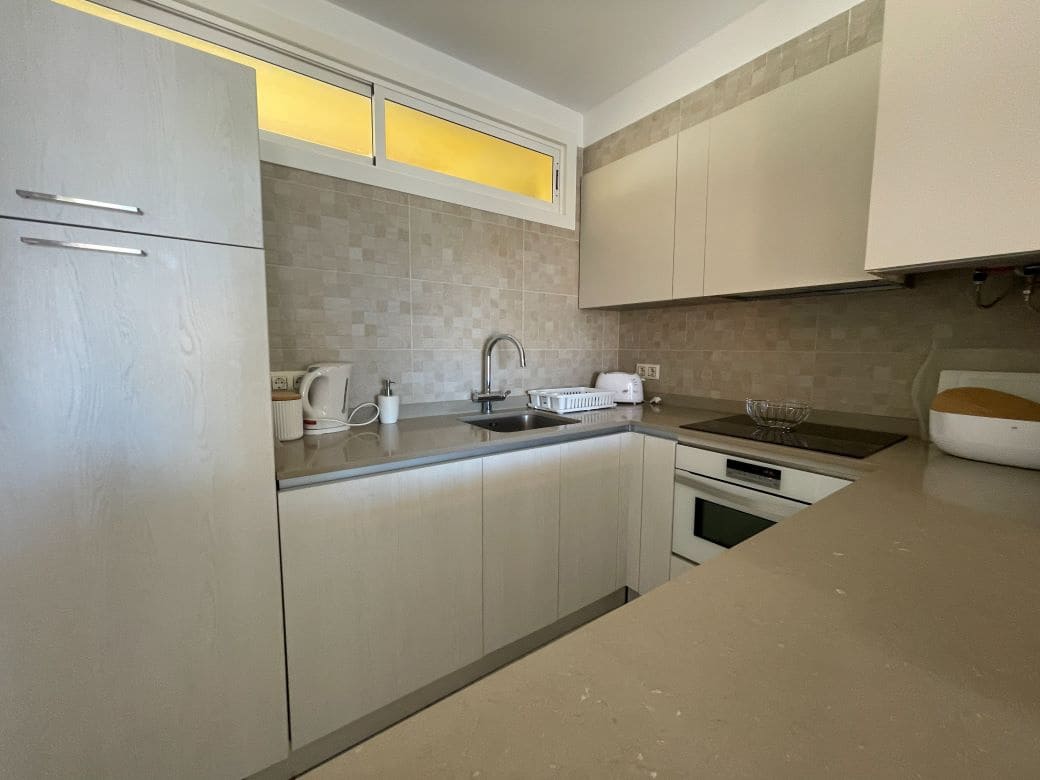2 bedroom Apartment for sale in San Miguel de Abona with pool garage - € 350,000 (Ref: 10060567)