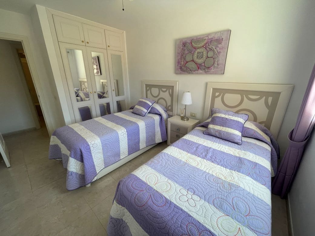 2 bedroom Apartment for sale in San Miguel de Abona with pool garage - € 350,000 (Ref: 10060567)