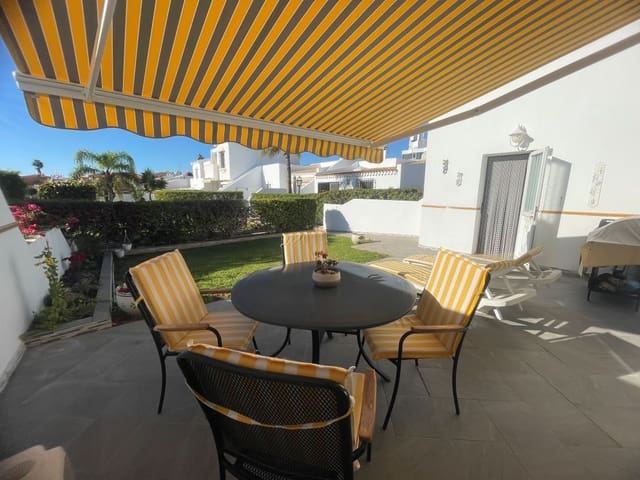 2 sypialnia Bungalow na sprzedaż w San Miguel de Abona z basenem garażem - 360 000 € (Ref: 9569391)