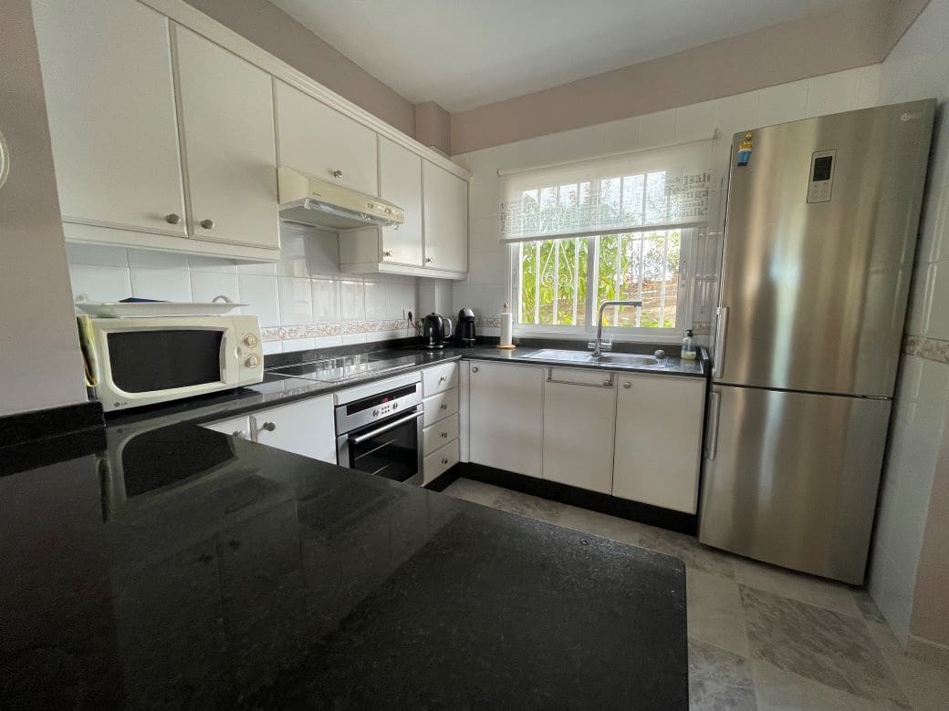 2 soveværelse Lejlighed til salg i San Miguel de Abona med swimmingpool - € 370.000 (Ref: 9569417)