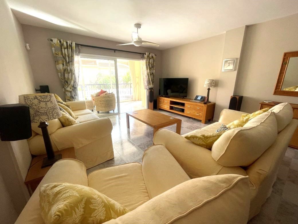 2 soveværelse Lejlighed til salg i San Miguel de Abona med swimmingpool - € 370.000 (Ref: 9569417)